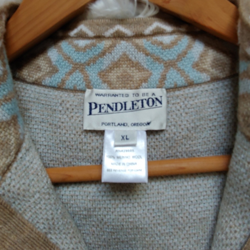Pendleton Merino Wool Sweater - Picture 2 of 14